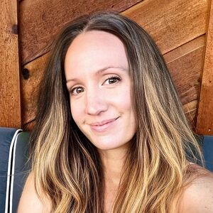 Meet your Posher, Victoria